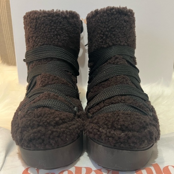 NIB CHARLEE See By Chloe Shearling Bootie - Picture 8 of 10